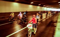 تصاویررژه دوچرخه سوارها،تصاویررژه دوچرخه سوارها درمسکو,عکس رژه دوچرخه سوارها